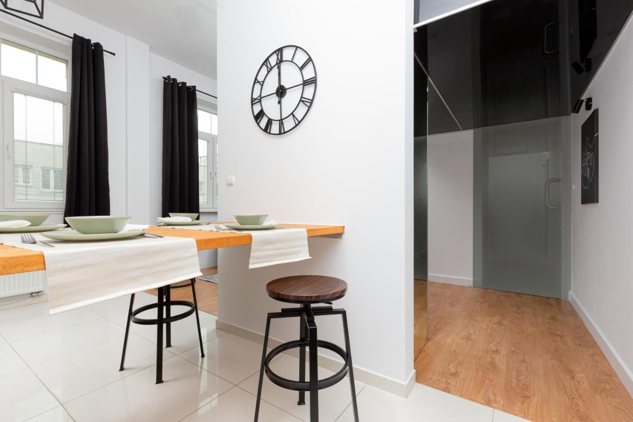 Praga Center Apartments By Noclegi Renters ワルシャワ エクステリア 写真