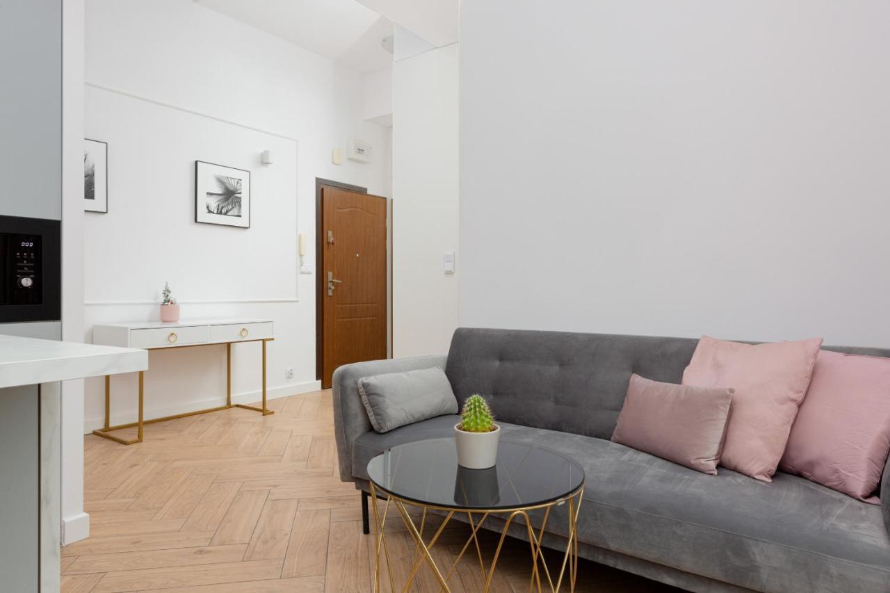 Praga Center Apartments By Noclegi Renters ワルシャワ エクステリア 写真